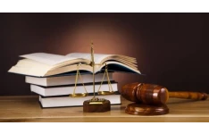 آشنایی با قوانین کسب و کار برای رشته مدیریت
