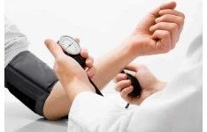 پمفلت آموزشی فشارخون بالا، راهنمای بیماران، قابل استفاده برای دانشجویان و کارکنان بهداشتی و درمانی