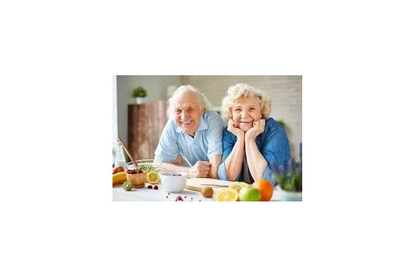 پاورپوینت آموزش تغذیه برای بالغین سالمند