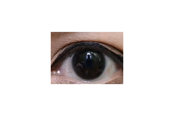 سابلیمینال تغییر رنگ چشم به سیاه